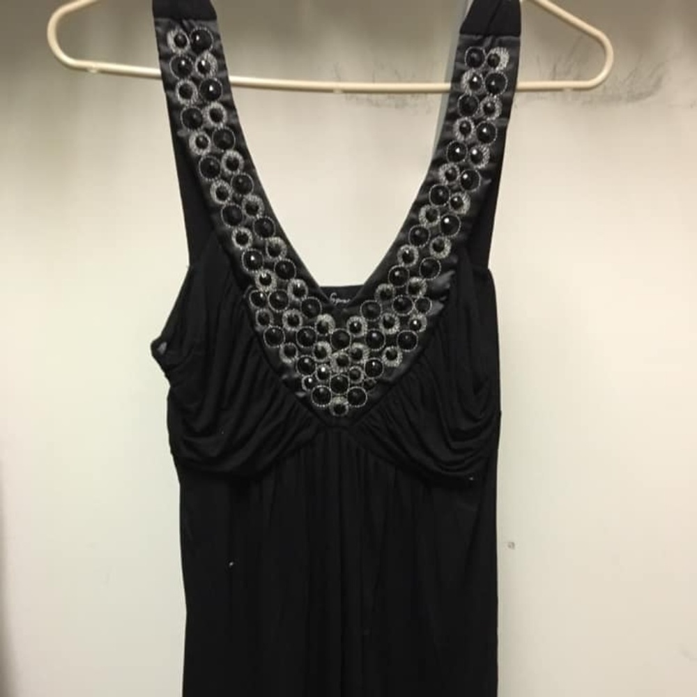 Sleeveless Black Blouse with Black Stone Detail